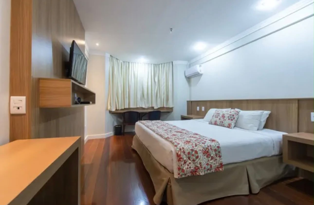 Hotel 10